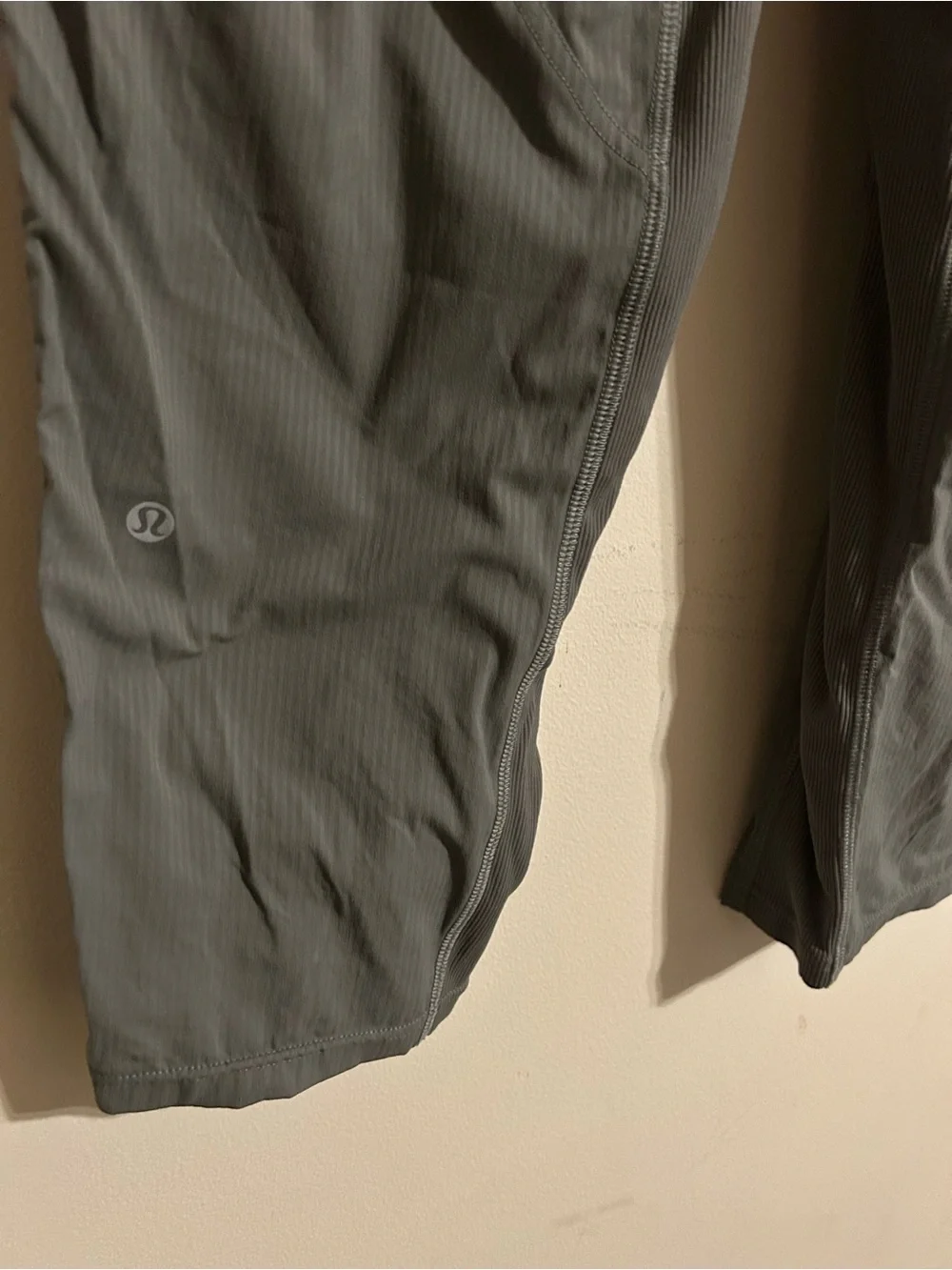 Lululemon Dance Studio Crop *25